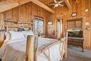 Cabin, 2 Bedrooms - Somewhere In Time 2 Bedroom Cabin (Sevierville)