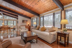 House, 4 Bedrooms | Living area - Scarps Park Ii 4 Bedroom Home (Waitsfield)