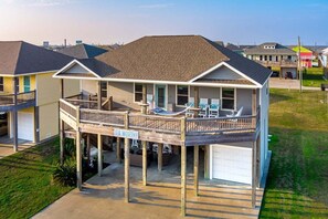 House, 3 Bedrooms | Exterior - Sea Worthy 3 Bedroom Home (Port Bolivar)