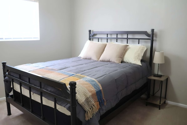 2 bedrooms, iron/ironing board, WiFi, bed sheets