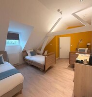 Habitación triple, vistas al jardín | Wifi gratis