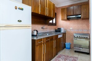 Mikrobølgeovn, ovn, kogeplade