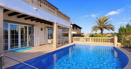 Charming vacation home close to the beach in Cala Mendia with pool, for 8 people