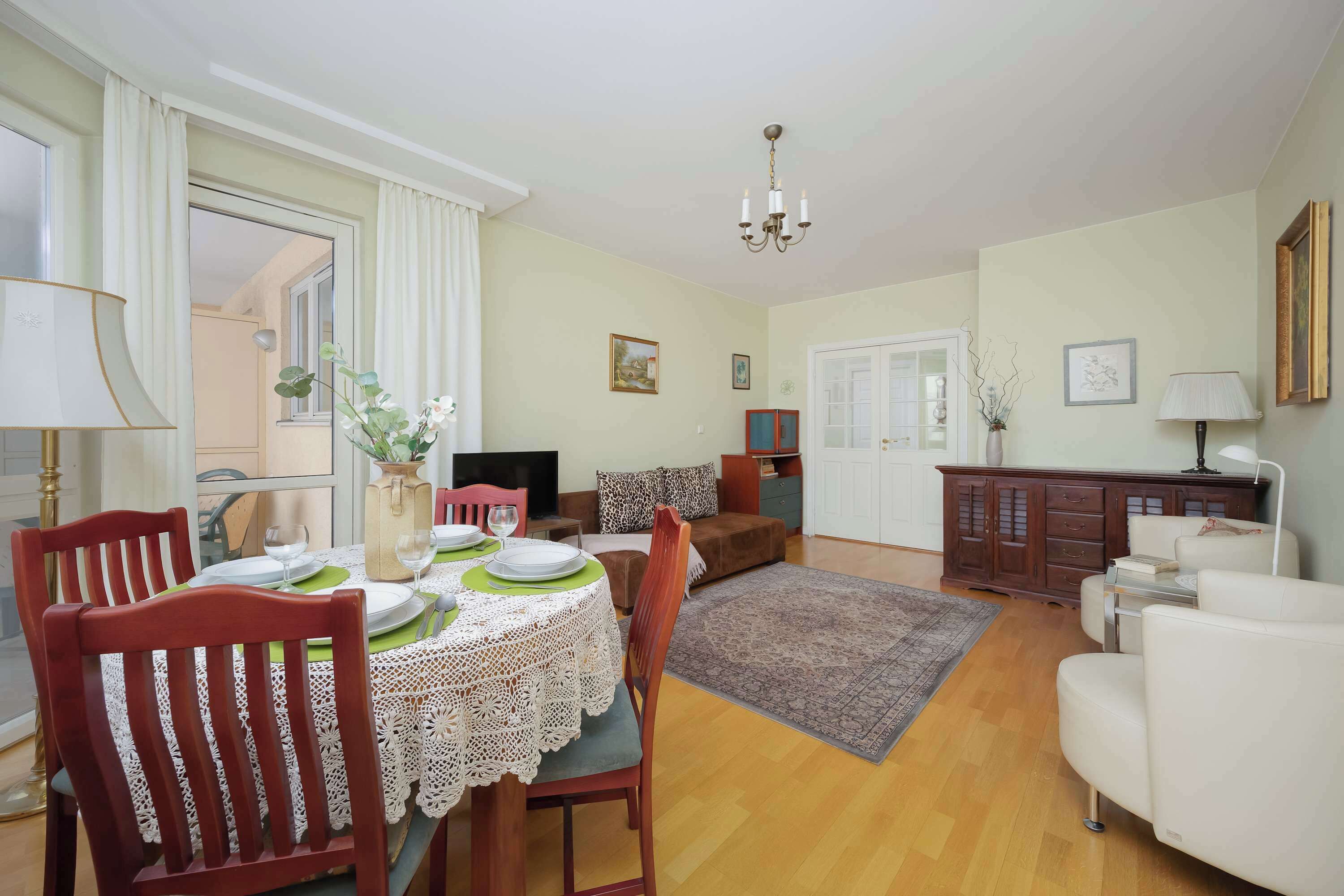 Télévision, espaces bureaux