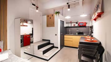 1 bedroom, WiFi (free), bed sheets