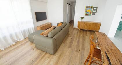 Rocky Beach Retreat - Apartment - Sleeps 6
