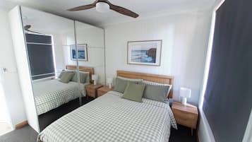 Apartment, 2 Bedrooms, Smoking | 3 bedrooms