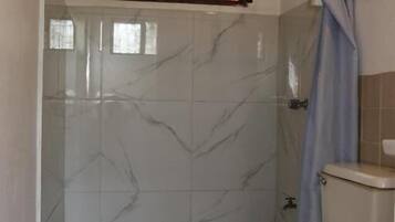 Room, 1 Bedroom, Smoking | Bathroom