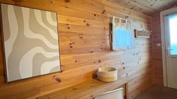 Habitación doble Confort, vista al jardín | Interior