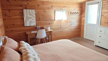 Comfort Double Room, Garden View | Blackout drapes, free WiFi, bed sheets