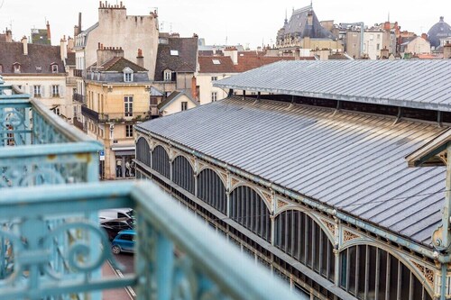 Les Halles Gourmandes – Vintage & Authentic Apartm