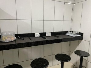 Dining - Hotel Oliveira 44 (Goiânia)