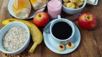 Free daily continental breakfast