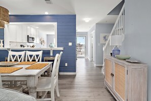 Dining - Bethany Bay Hideaway: Spacious, Modern 4 bed, 4 bath condo, water & wetland view (Ocean View)