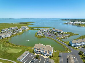 Exterior - Bethany Bay Hideaway: Spacious, Modern 4 bed, 4 bath condo, water & wetland view (Ocean View)