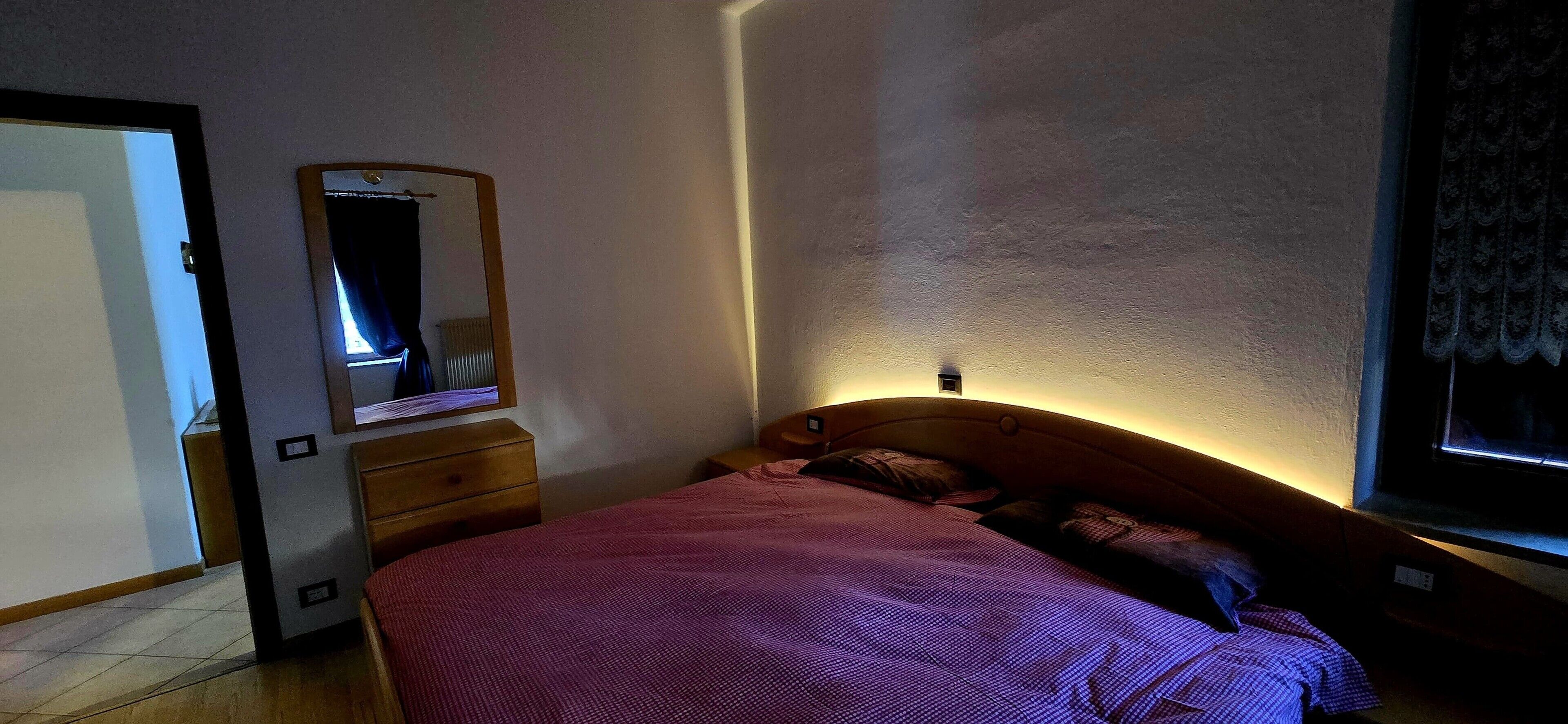 Bügeleisen/Bügelbrett, WLAN, Bettwäsche