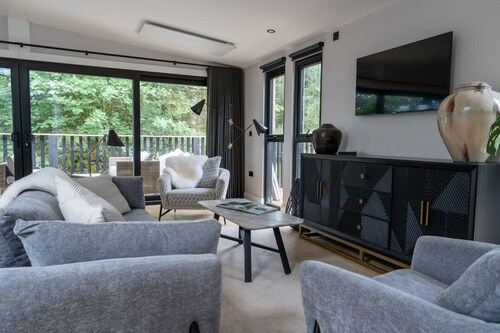 Cabin 3.0 (Pet), Dumfries