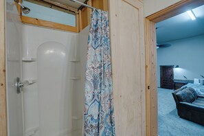 Wi-fi (inkludert) og sengetøy