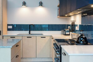 Deluxe Cabin | Private kitchen