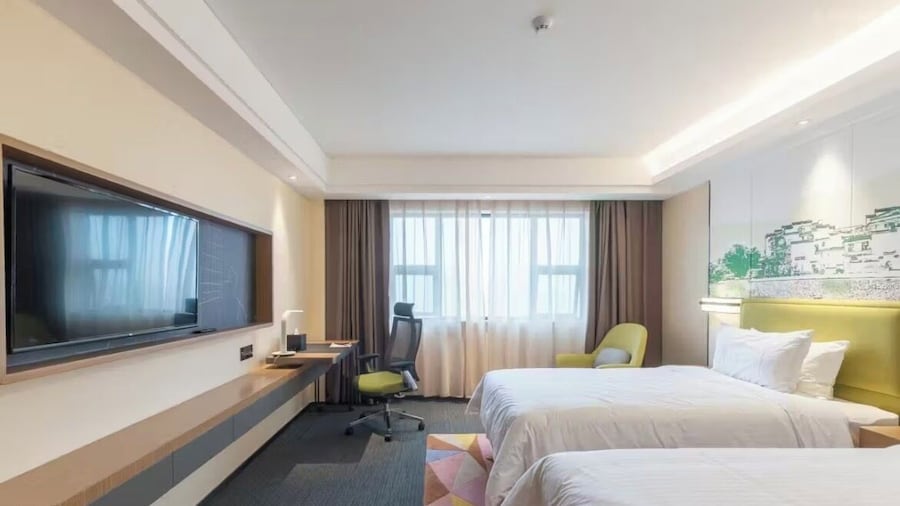 jianxierdunhuanpengjiudian