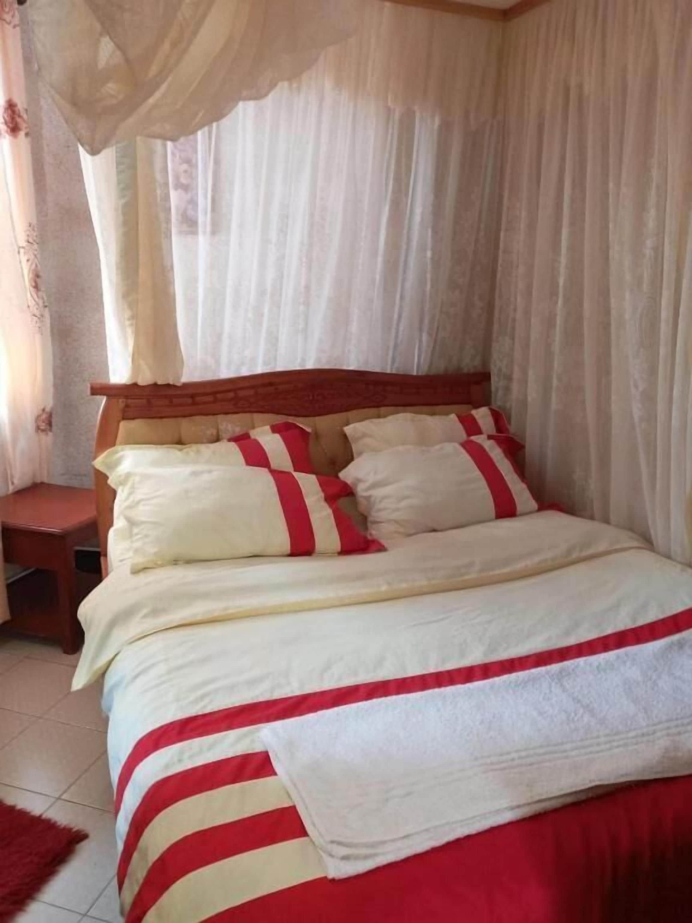 Deluxe Double Room | Free WiFi, bed sheets