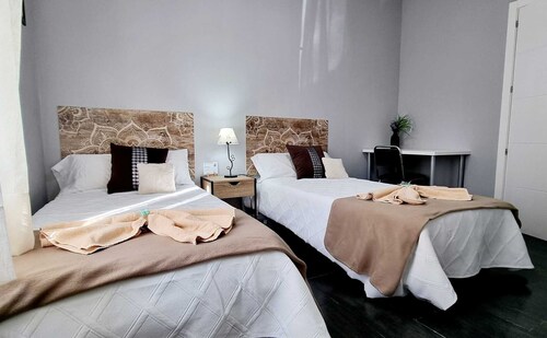 THE DREAM OF QUIXOTE. Double Room 2C