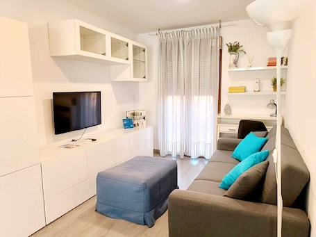 TV. EL HIDALGO APARTMENT