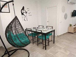 Dining - LA GALATEA APARTMENT (Alcalá de Henares)