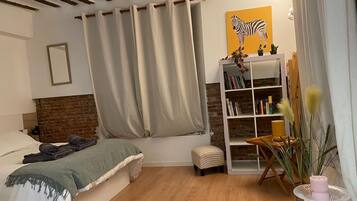 Tabla de planchar con plancha