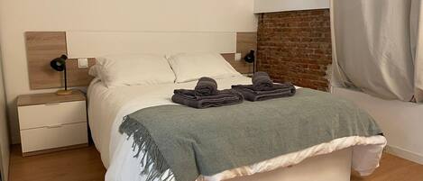 Fer et planche à repasser