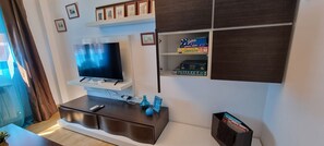 Interior - EL TOBOSO APARTMENT (Alcalá de Henares)