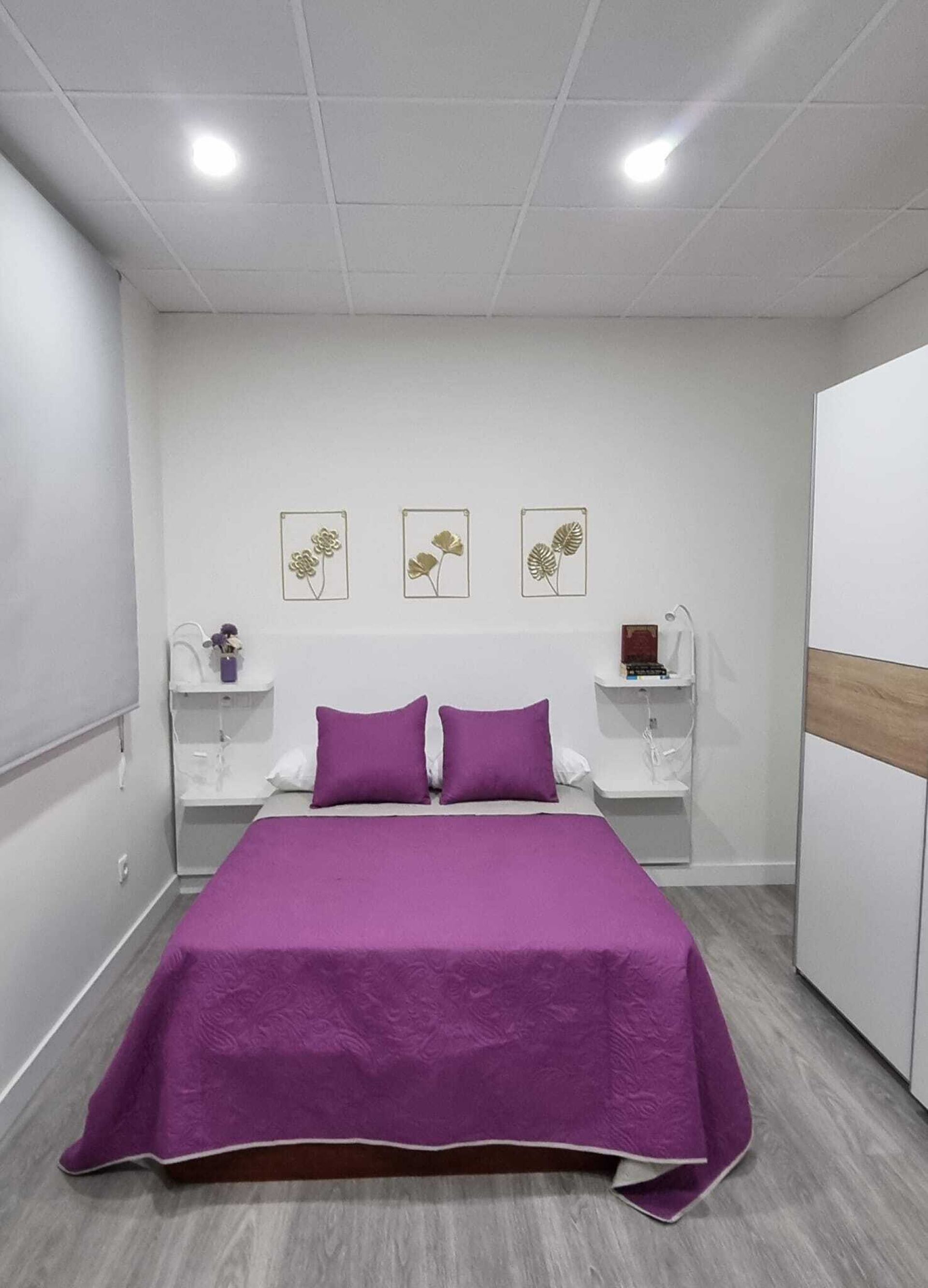 Een strijkplank/strijkijzer