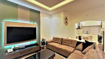 Economy Apartment, Balcony, City View | Living area