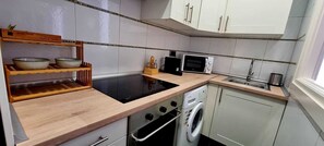 Private kitchen - APARTMENT LA CASONA DEL CARDENAL. 1A (Alcalá de Henares)