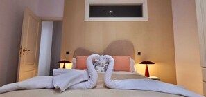 Iron/ironing board - APARTMENT LA CASONA DEL CARDENAL. 1A (Alcalá de Henares)