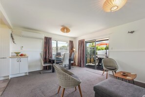 Interior - Casa Verde - Mapua Holiday Home (Mapua)