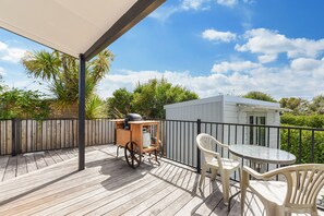 Outdoor dining - Casa Verde - Mapua Holiday Home (Mapua)