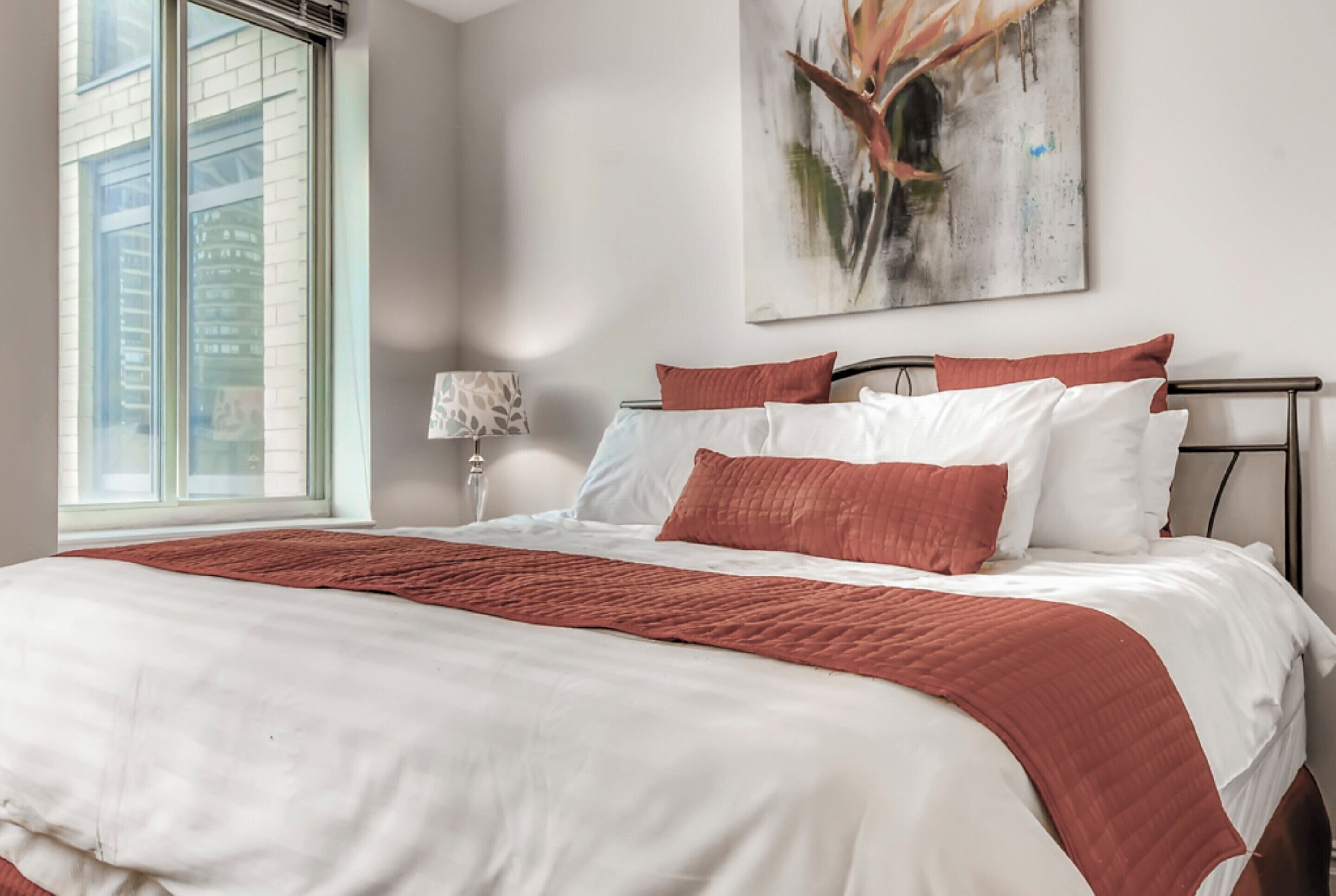 Classic Apartment, 2 Bedrooms, Kitchen | Iron/ironing board, free WiFi