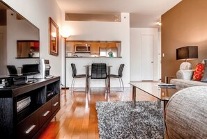 Classic Apartment, 2 Bedrooms, Kitchen | Living area - Global Luxury Suites in Abilene Texas (Abilene)