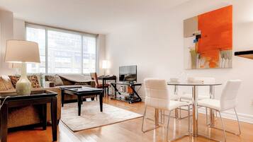 Departamento clásico, 1 habitación, cocina | Área de sala de estar