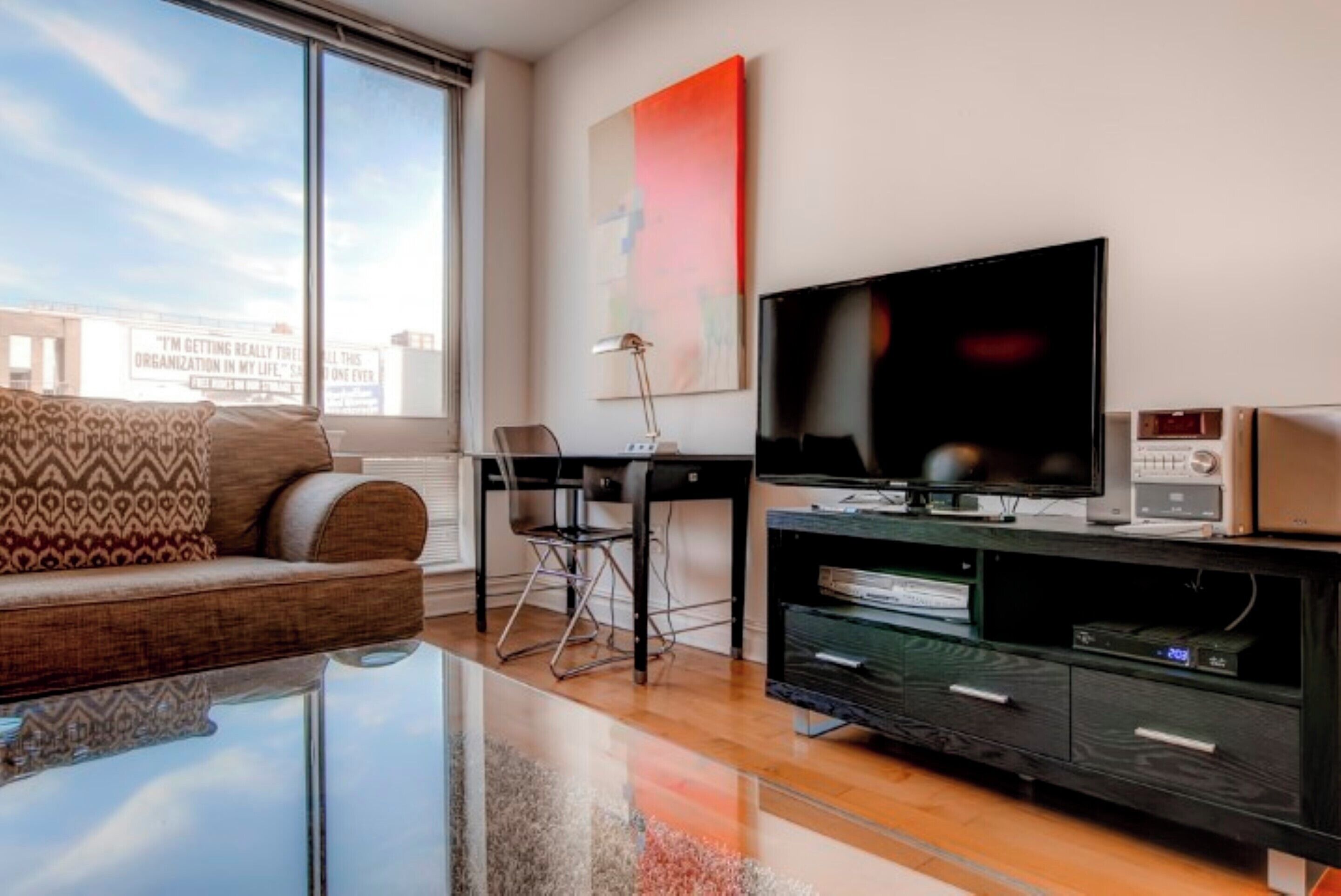 Classic Apartment, 2 Bedrooms, Kitchen | Living area