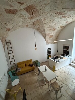 Interior - [Casa Camelia] Elegant Palace with Terrace (Conversano)