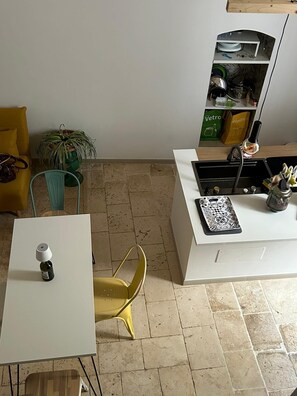 Dining - [Casa Camelia] Elegant Palace with Terrace (Conversano)