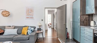Two bedroom loft in central Bristol