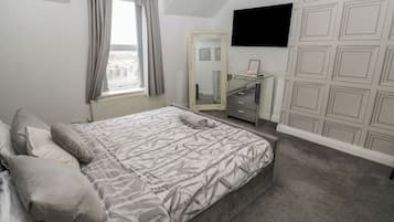 2 bedrooms, individually decorated, individually furnished, free WiFi