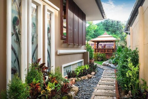 6BR Private Heated Indoor Pool Villa in Central Phuket with Airport Pickup