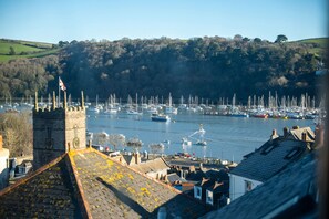Marina - Historic Dartmouth Cottage with Parking and Views (Dartmouth)
