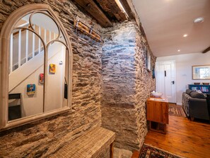 Interior - Historic Dartmouth Cottage with Parking and Views (Dartmouth)