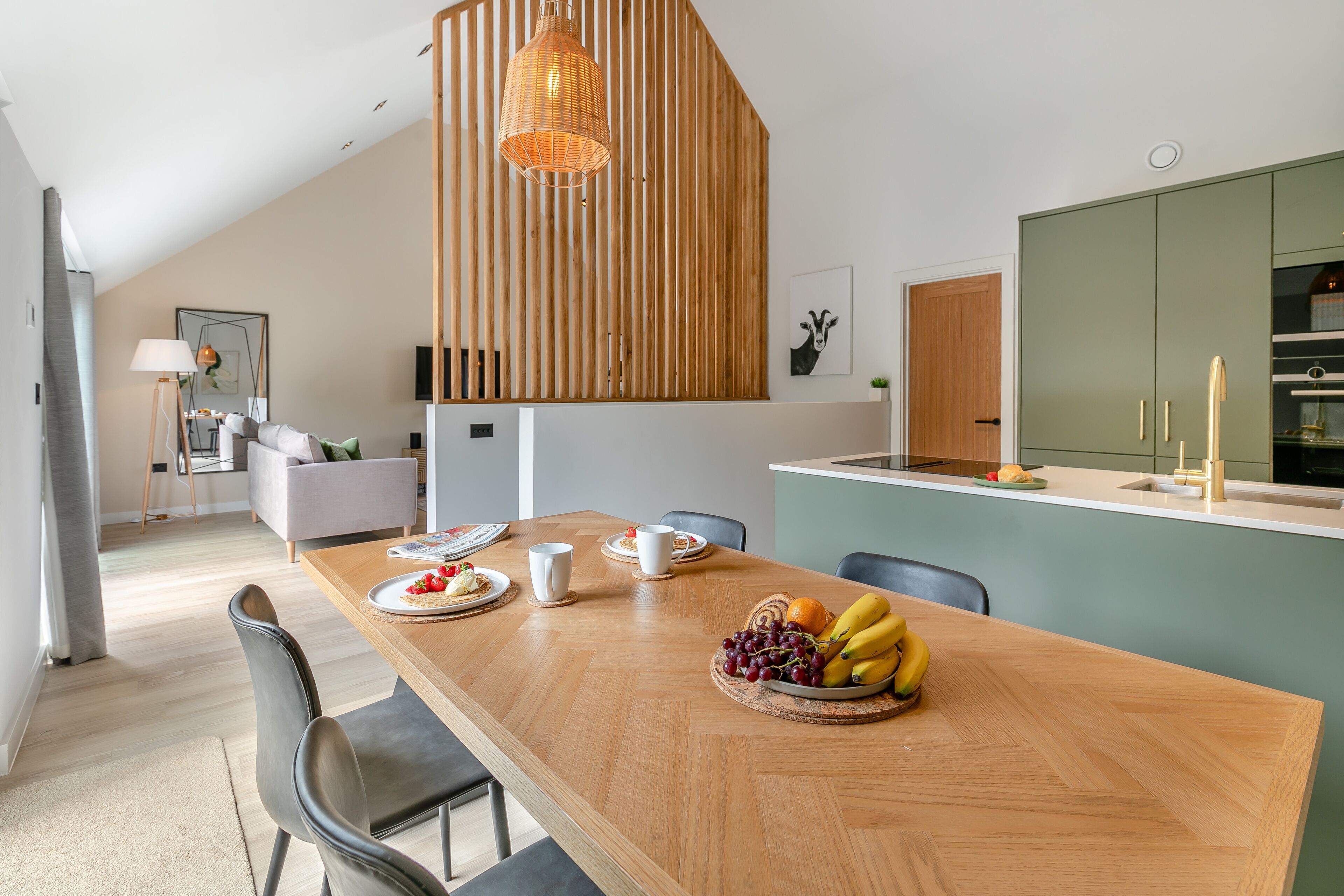 Luxury Cottage | Dining