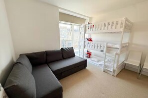 Living area - The Grange Serviced Apartment-4 (London)